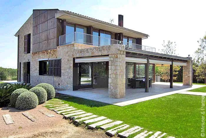 La maison parallèle